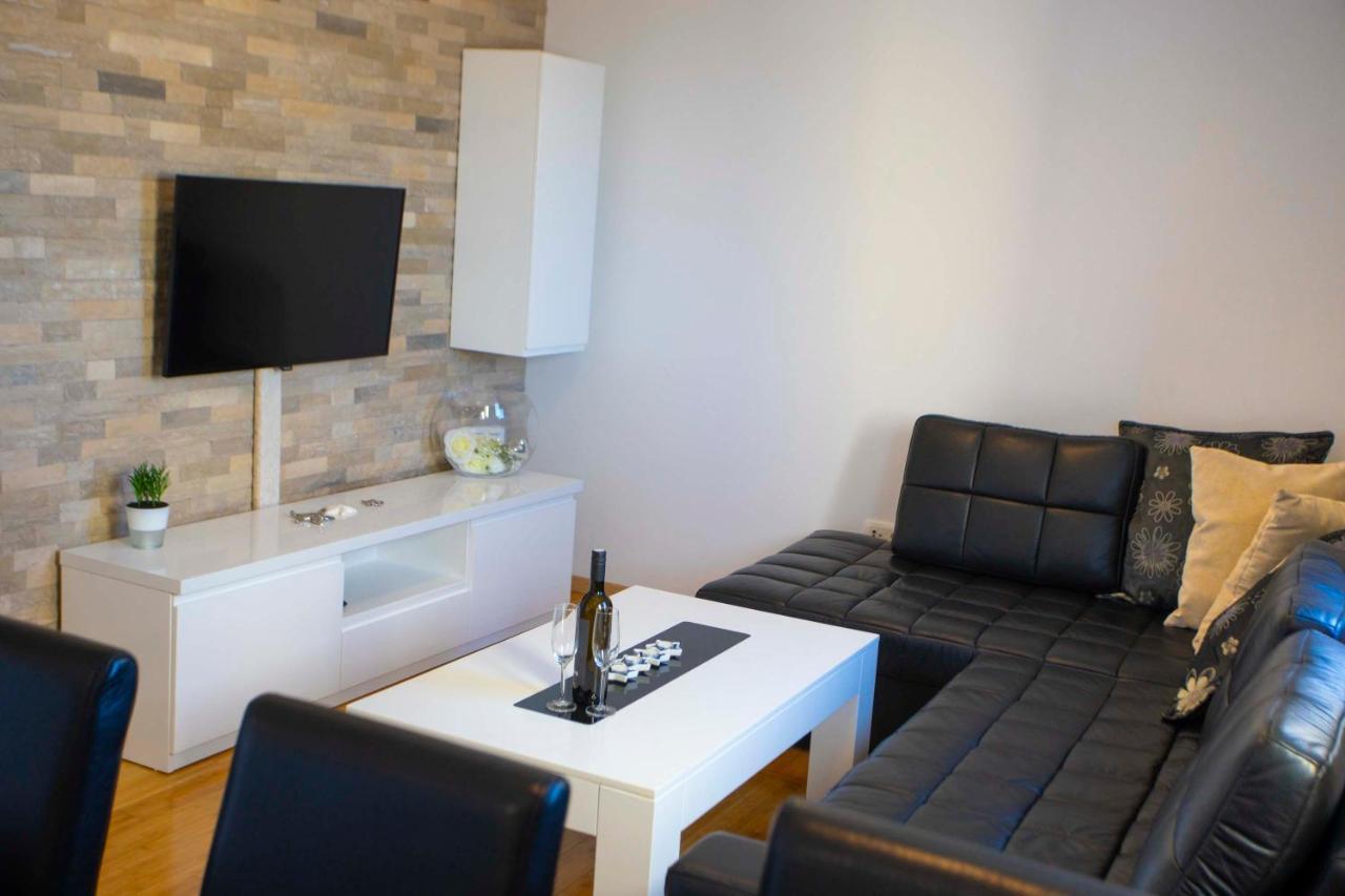 Apartment Lauc Makarska Buitenkant foto
