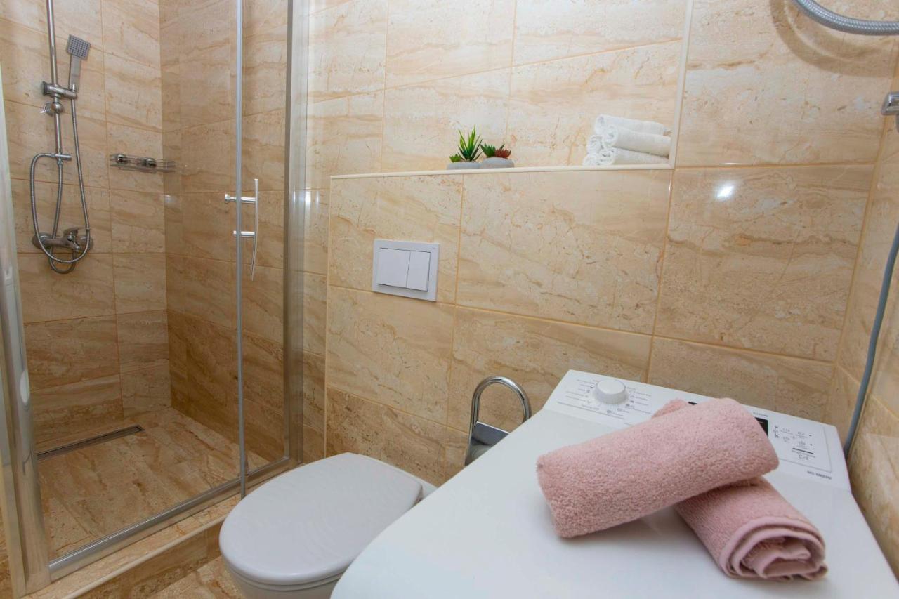 Apartment Lauc Makarska Buitenkant foto