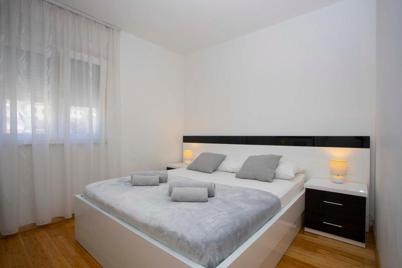 Apartment Lauc Makarska Buitenkant foto