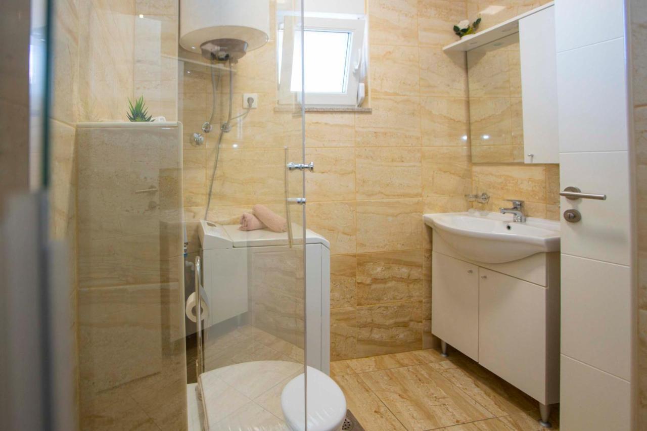 Apartment Lauc Makarska Buitenkant foto